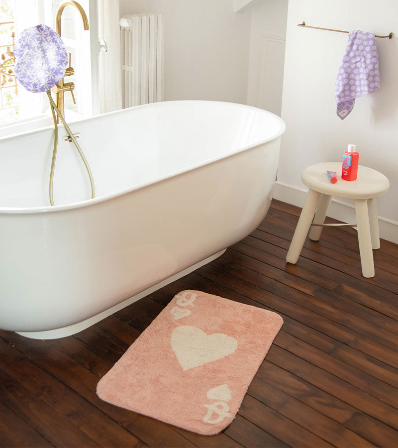 L'avant gardiste Tapis Reine de coeur tapis déco coeur