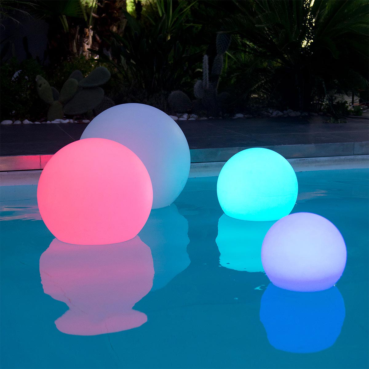 Red Deco Bobby Ø60cm boule lumineuse flottante multicolore