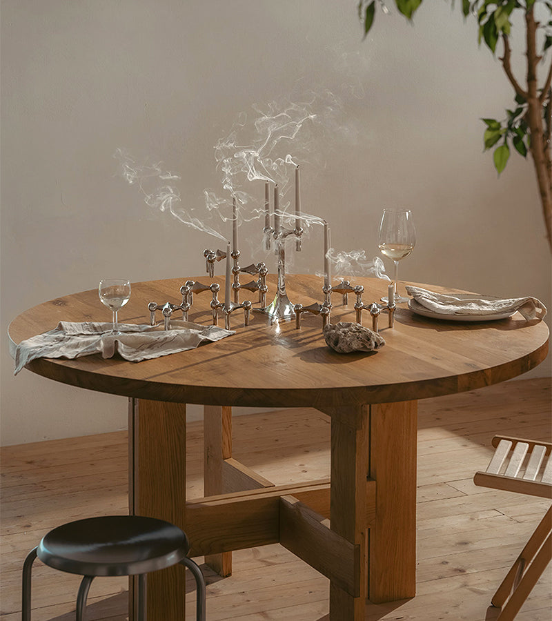 Stoff Nagel bougeoir et bougies design iconique
