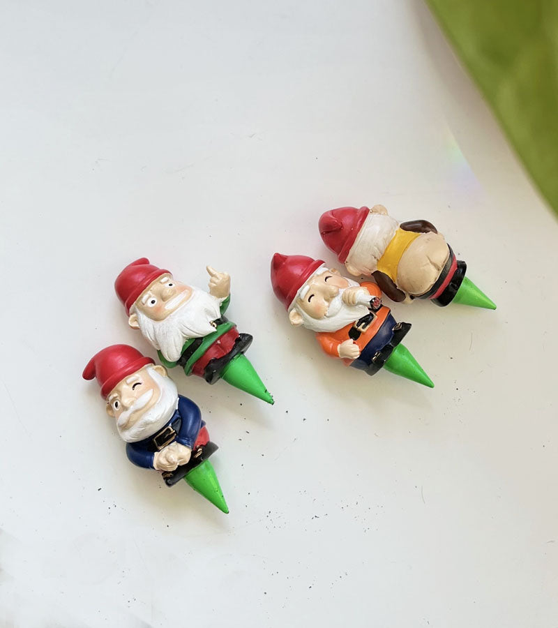 L'avant gardiste Outdoor mini gnomes jardin effrontés