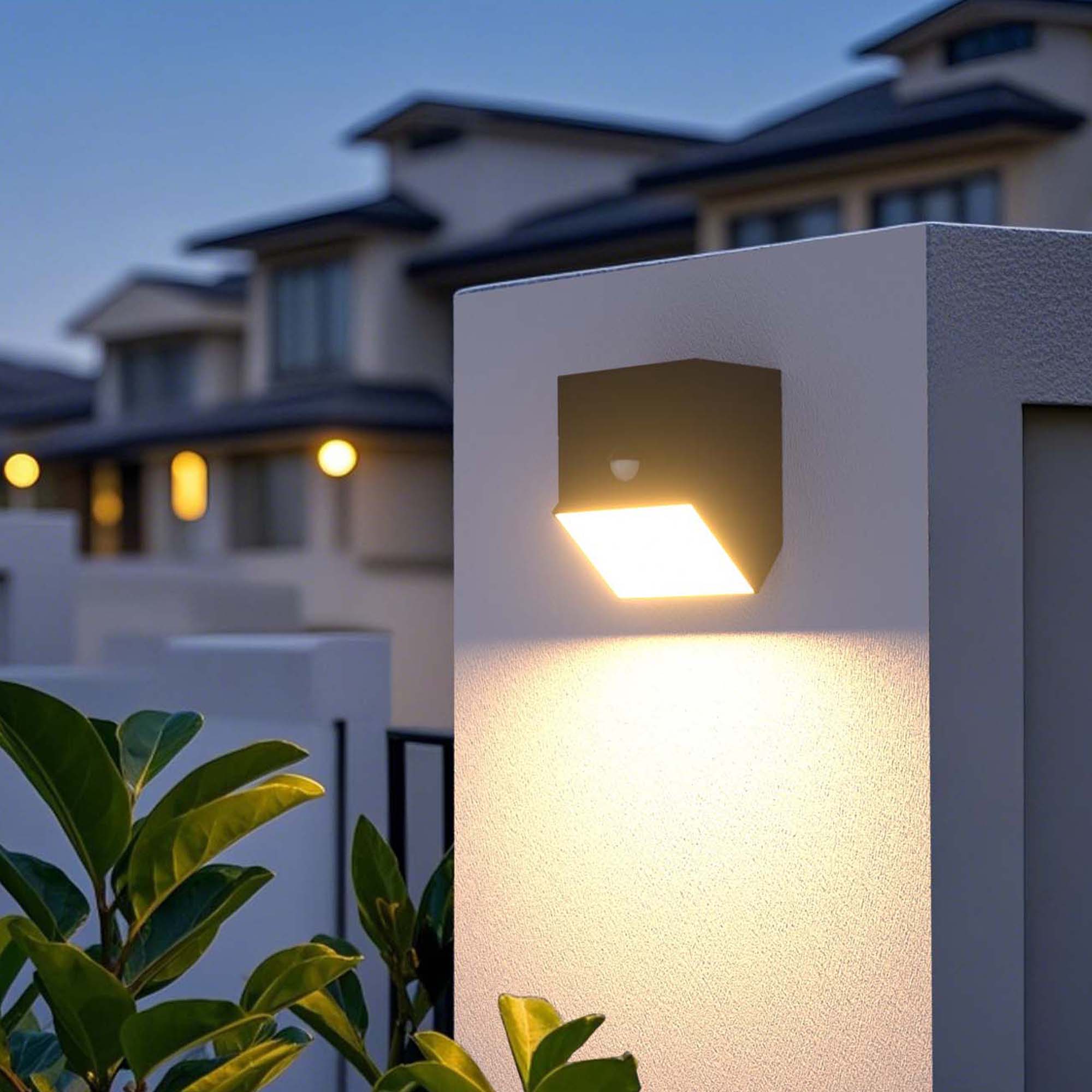 Red Deco LUMICUBE lot 2 appliques solaires LED détecteur H10cm