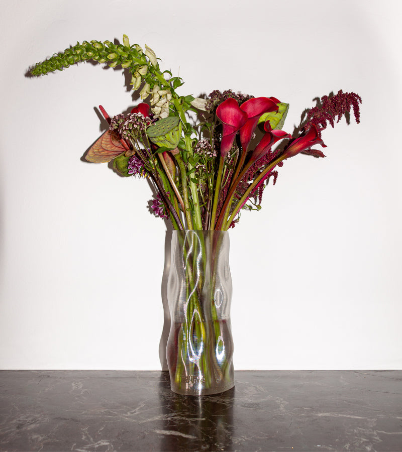 L'avant gardiste Magma vase transparent Medium design lave