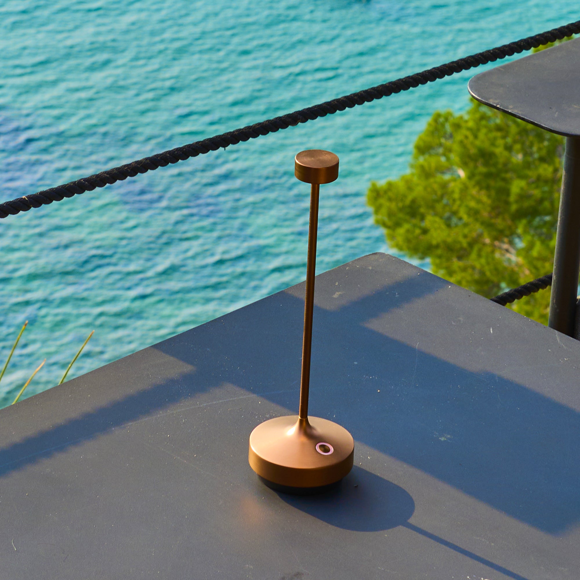 Red Deco Ruby Copper H25cm Lampe sans fil cuivre tactile