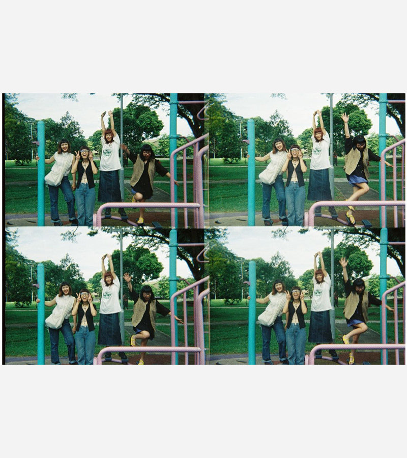 L'avant gardiste High-tech ActionSampler Transparent 4 vues argentique