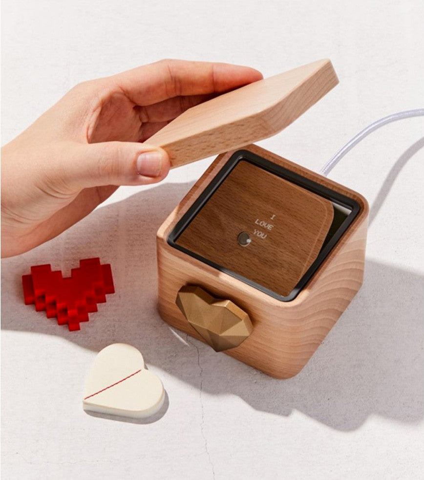 Lovebox Couleur boîte à amour connectée cœur rotatif