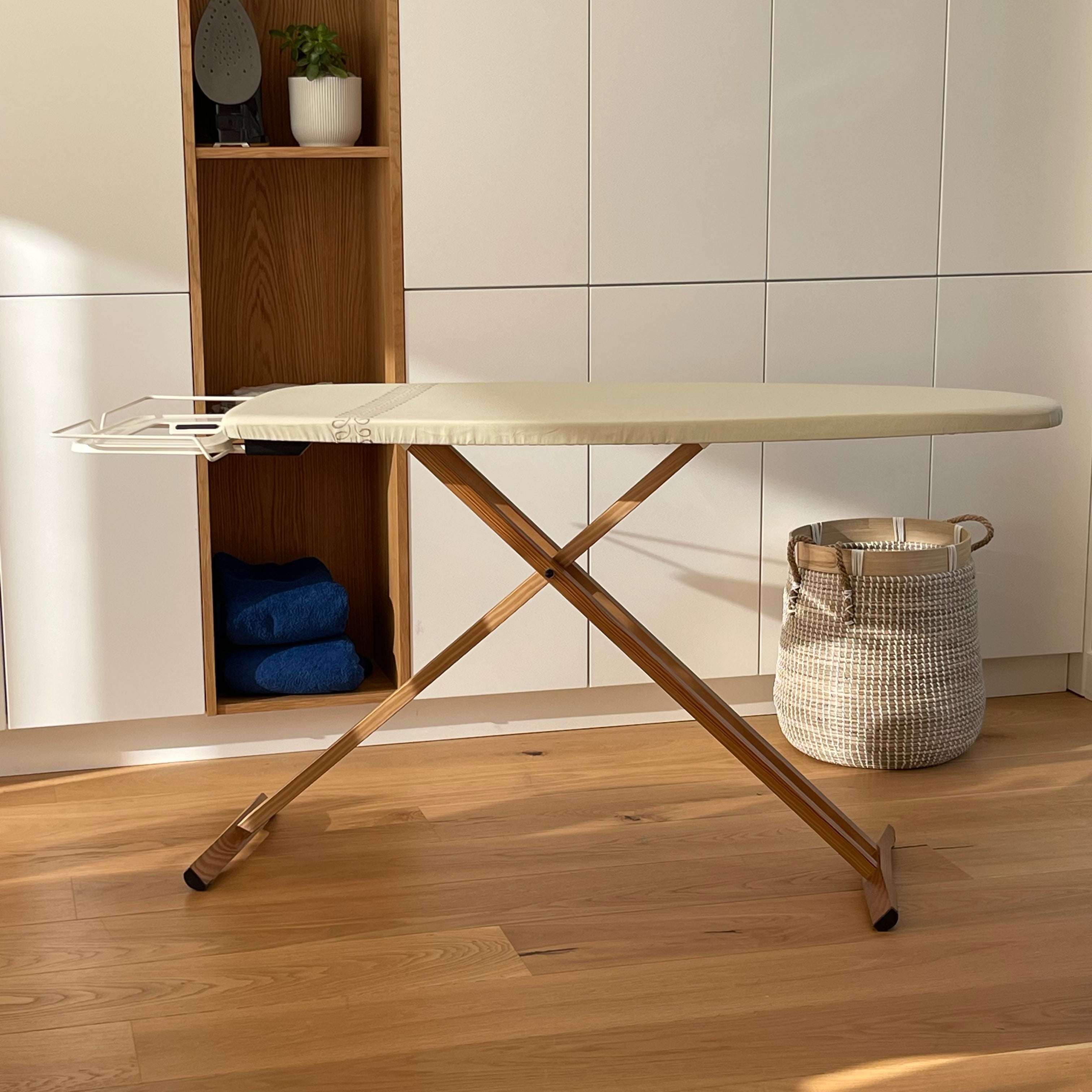 Red Deco Taiga table à repasser bois 130x47cm réglable
