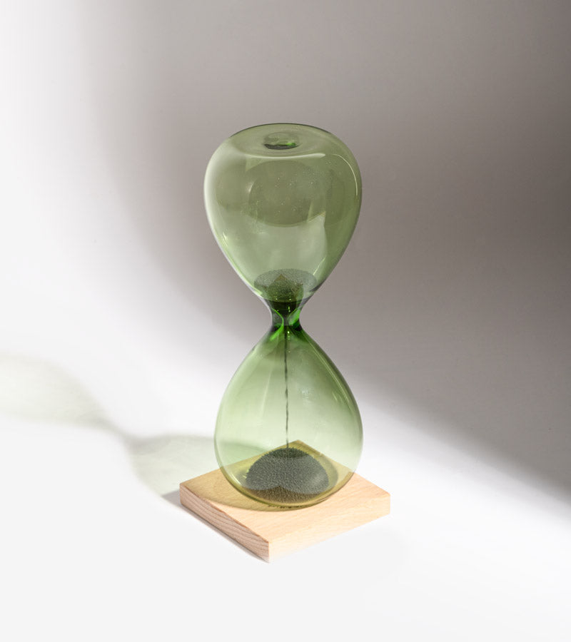L'avant gardiste sablier magnétique coloré vert déco