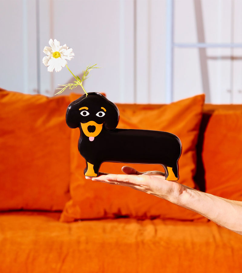 L'avant gardiste Vase teckel chien bouquet salon