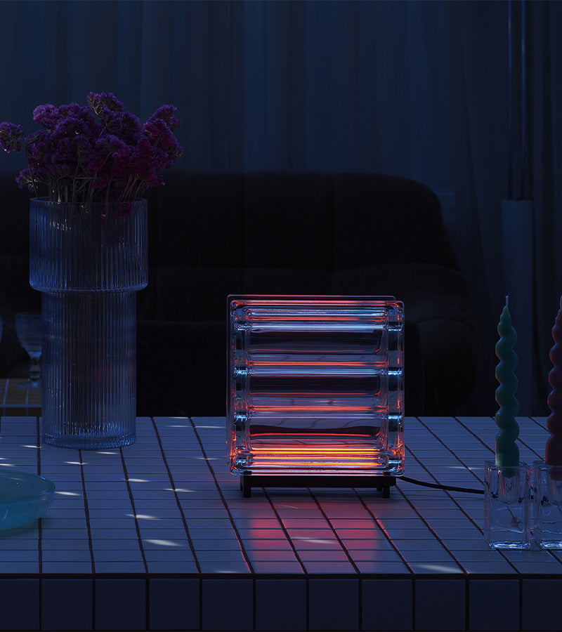 L'avant gardiste Déco lumineuse Lampe Doric Kismas bloc verre