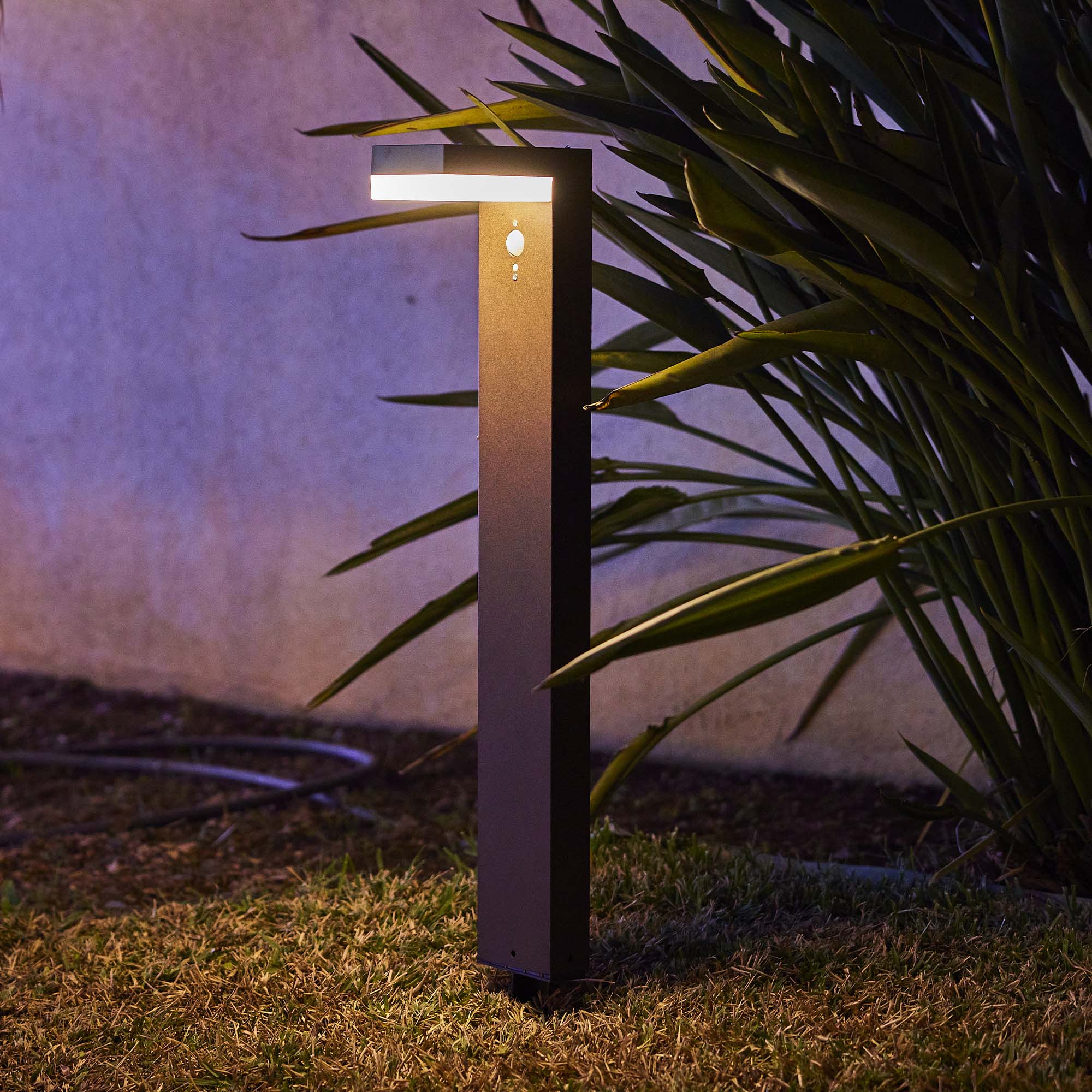Red Deco Cenova Tall H50cm lampe solaire blanc chaud