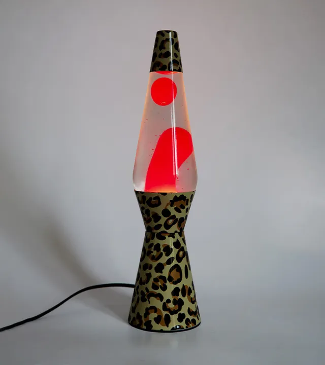 L'avant gardiste Déco lumineuse lampe à lave léopard salon