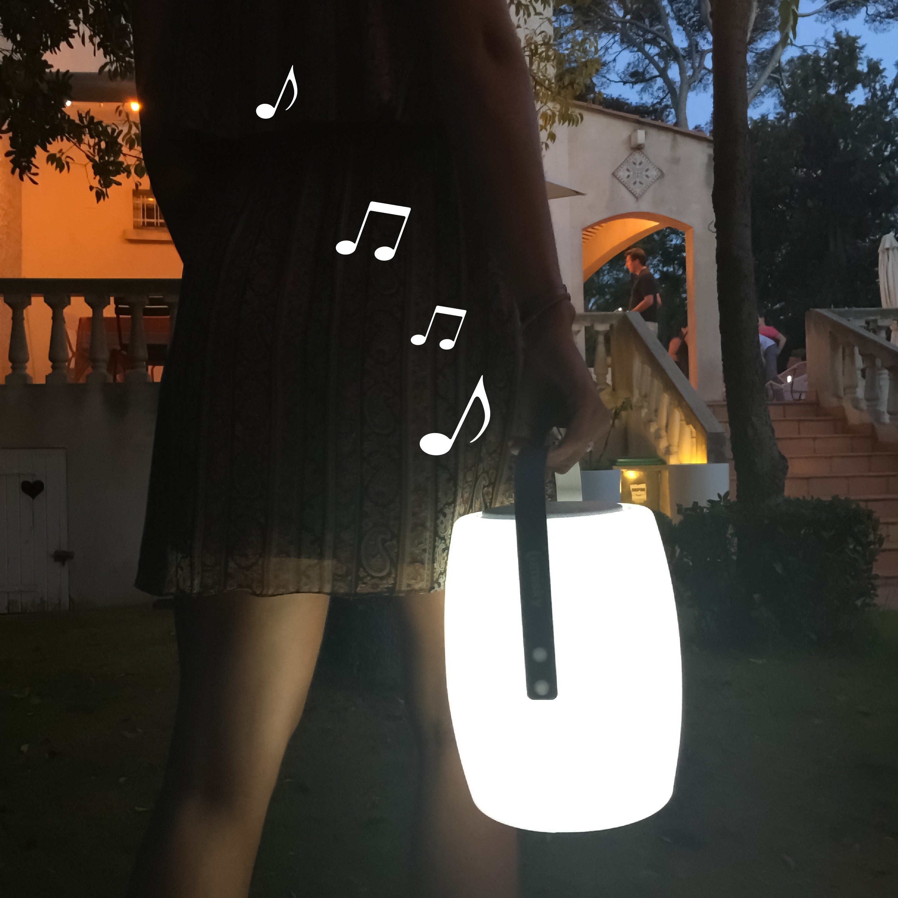 Red Deco LUCY PLAY lampe enceinte bluetooth multicolore H31cm