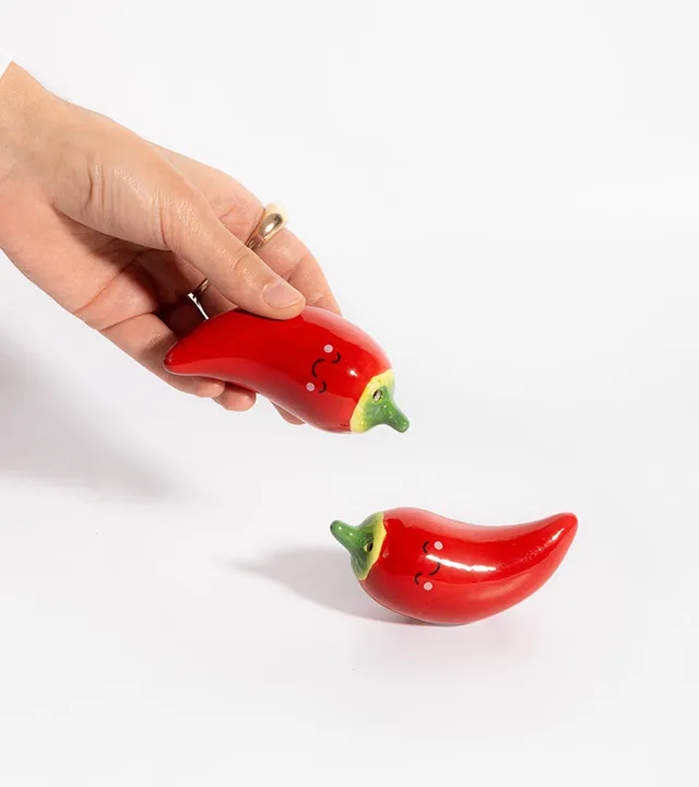 L'avant gardiste Table Fun Salière et poivrière piment duo