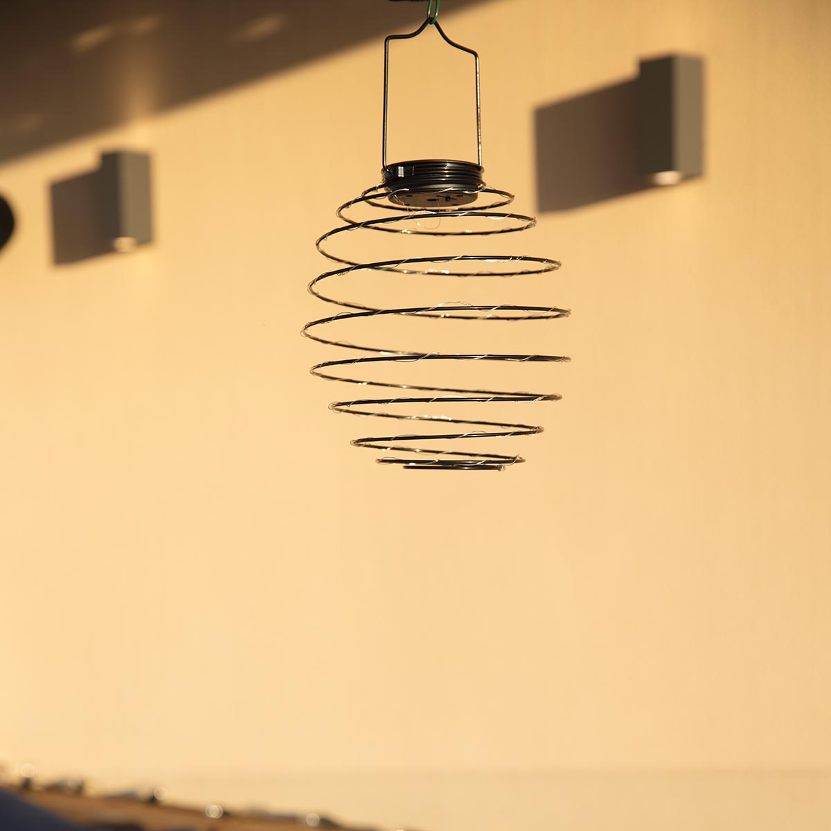 Red Deco Orion H37 suspension solaire spirale LED