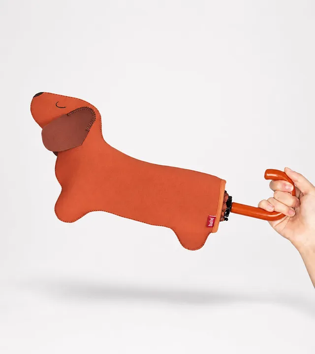 L'avant gardiste Teckel parapluie long femme