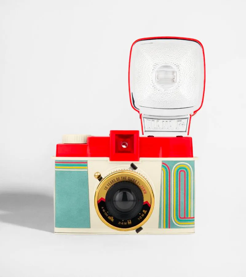 L'avant gardiste Diana F+ appareil photo vintage flash