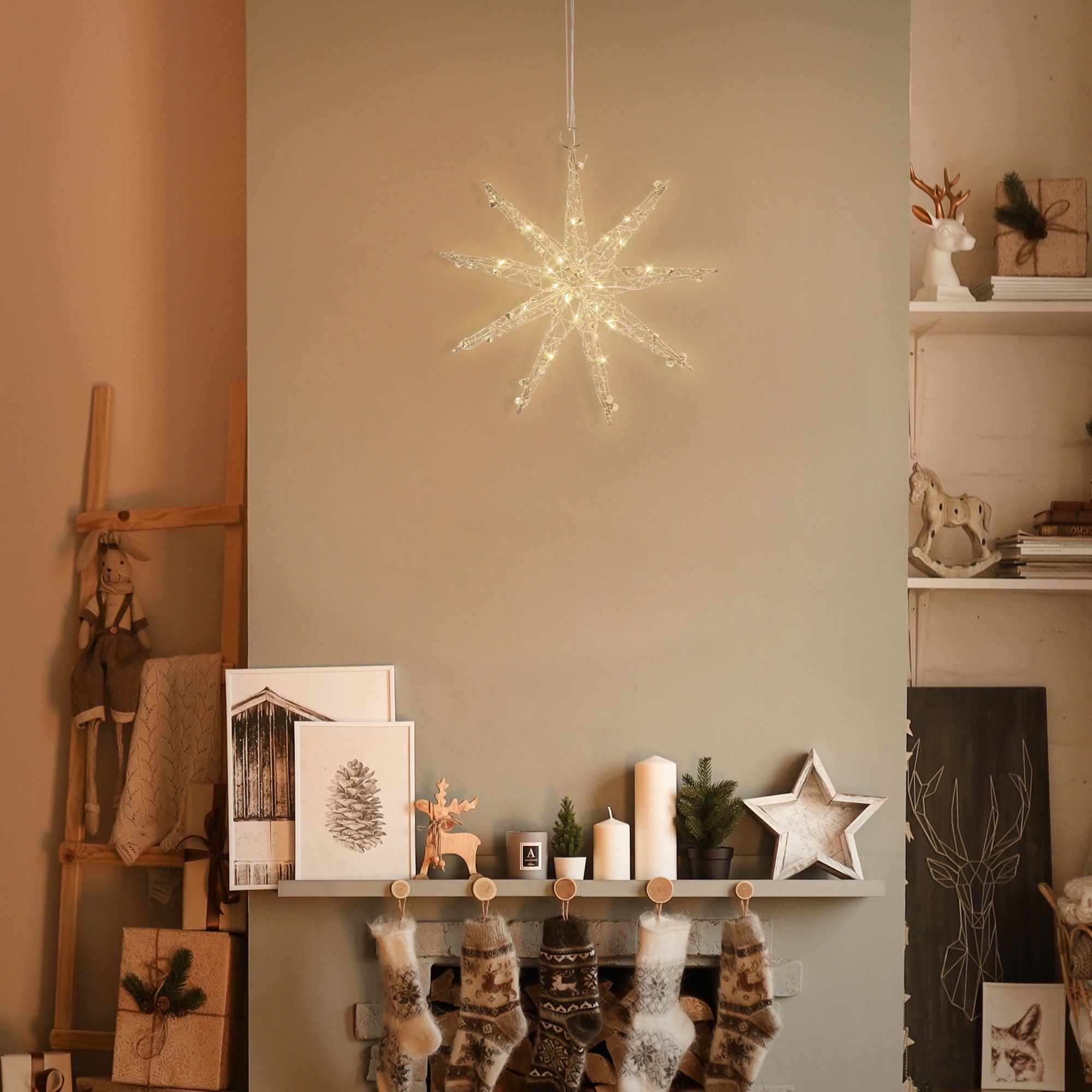 ECD Germany Étoile de Noël LED 30 cm doré métal blanc chaud piles