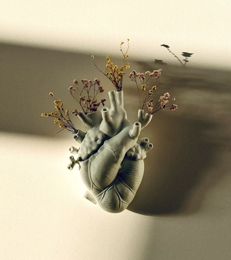 Seletti Love in Bloom vase coeur porcelaine anatomique