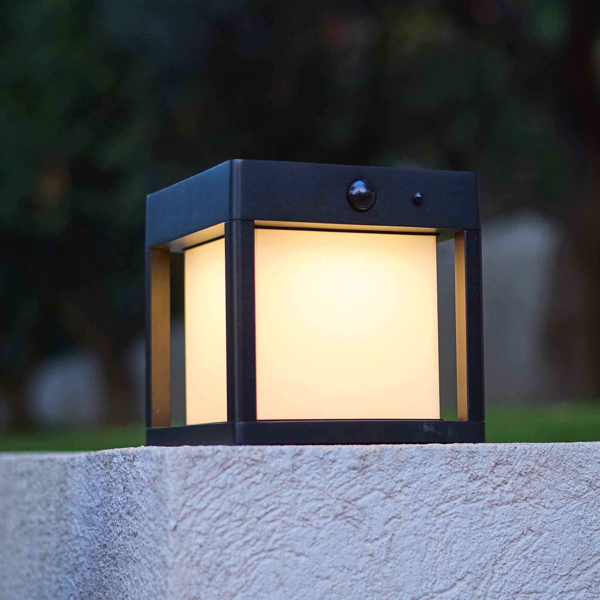 Red Deco Pilaro Black borne solaire pilier LED détecteur 15 cm