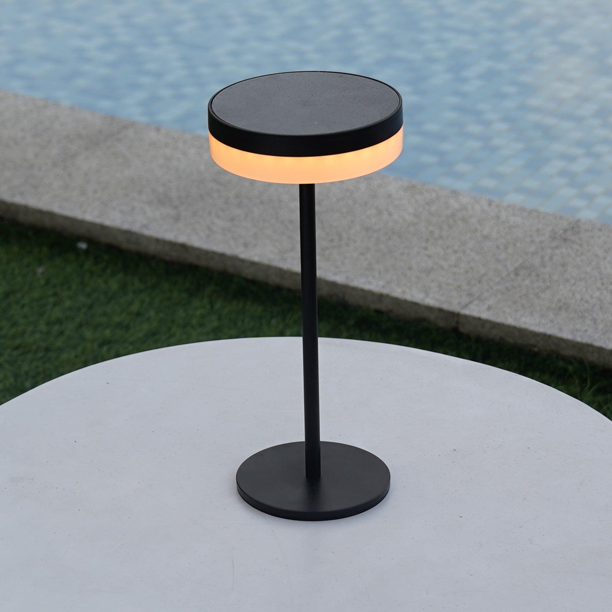 Red Deco Vivia Mini Solar H27cm lampe solaire table dimmable