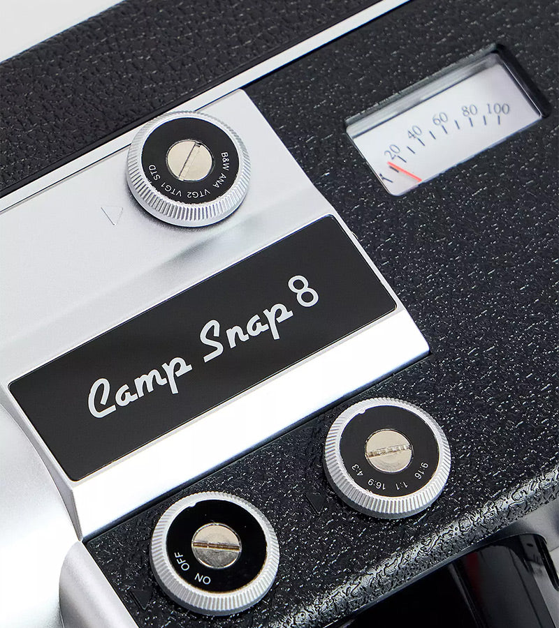 L'avant gardiste Camp Snap CS-8 caméra numérique