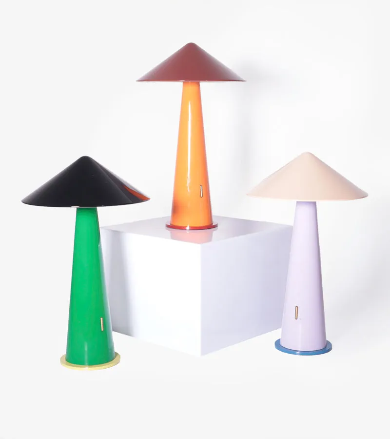 L'avant gardiste Tipsy lampe portable rose poudré