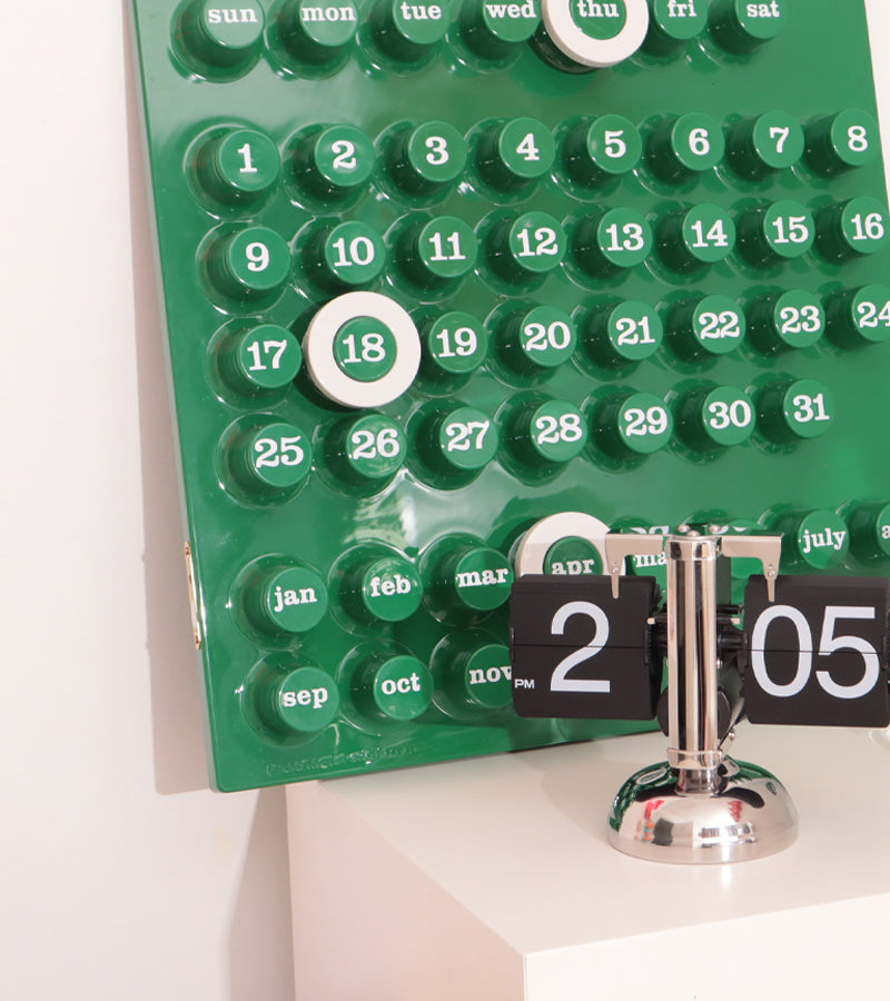 L'avant gardiste Horloge rétro flip flap déco salon