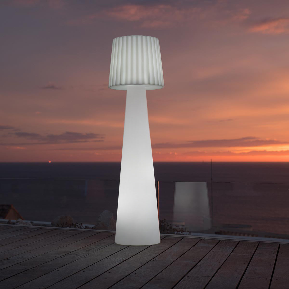 Red Deco Lady H110 cm lampadaire filaire LED blanc froid