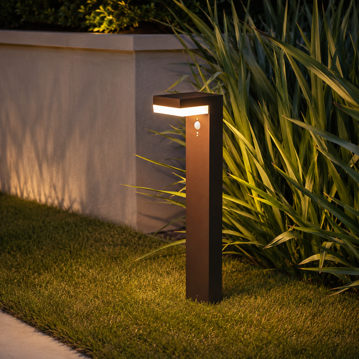 Red Deco Cenova Tall Corten balise solaire H50cm blanc chaud