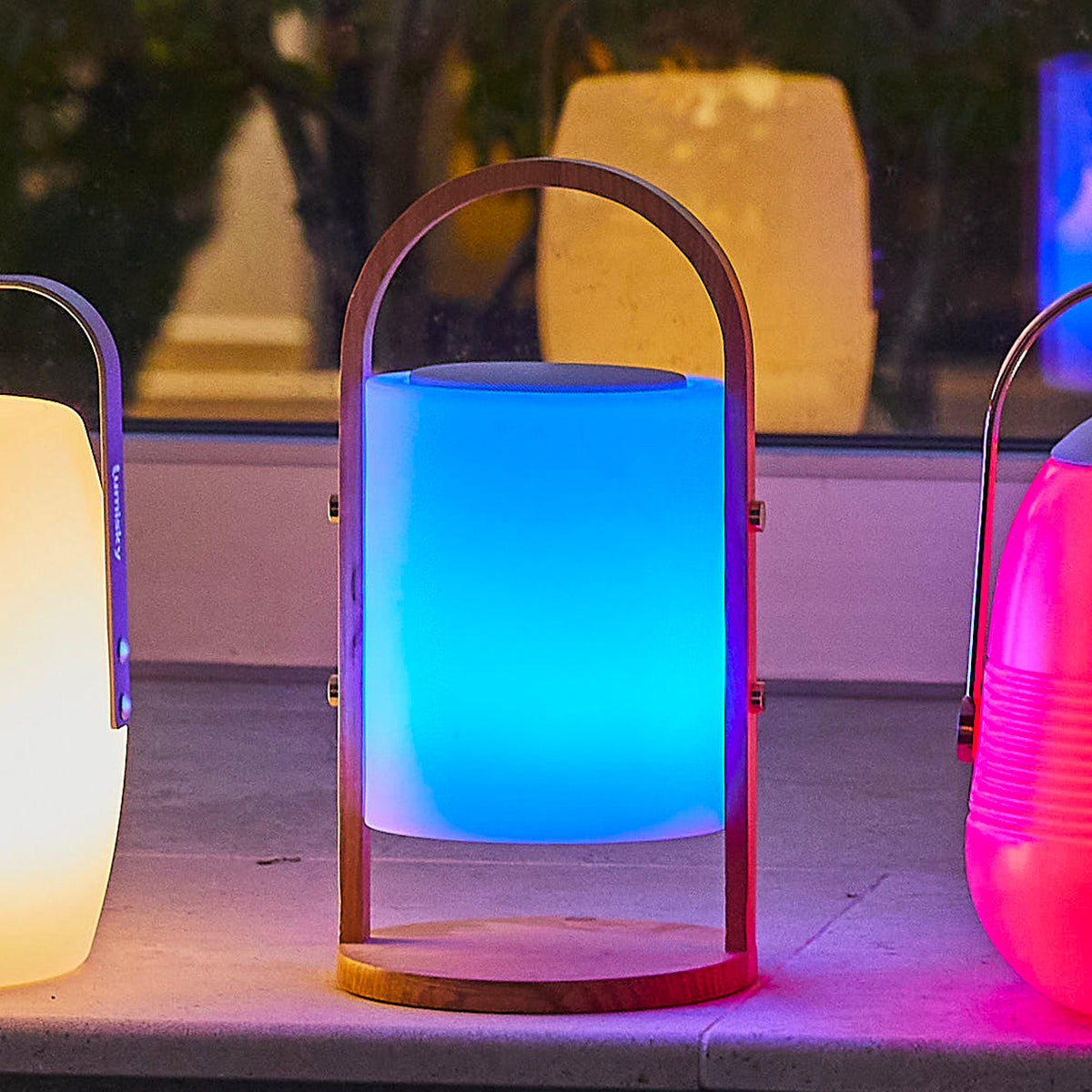 Red Deco Woody Play H37cm lampe sans fil enceinte bois