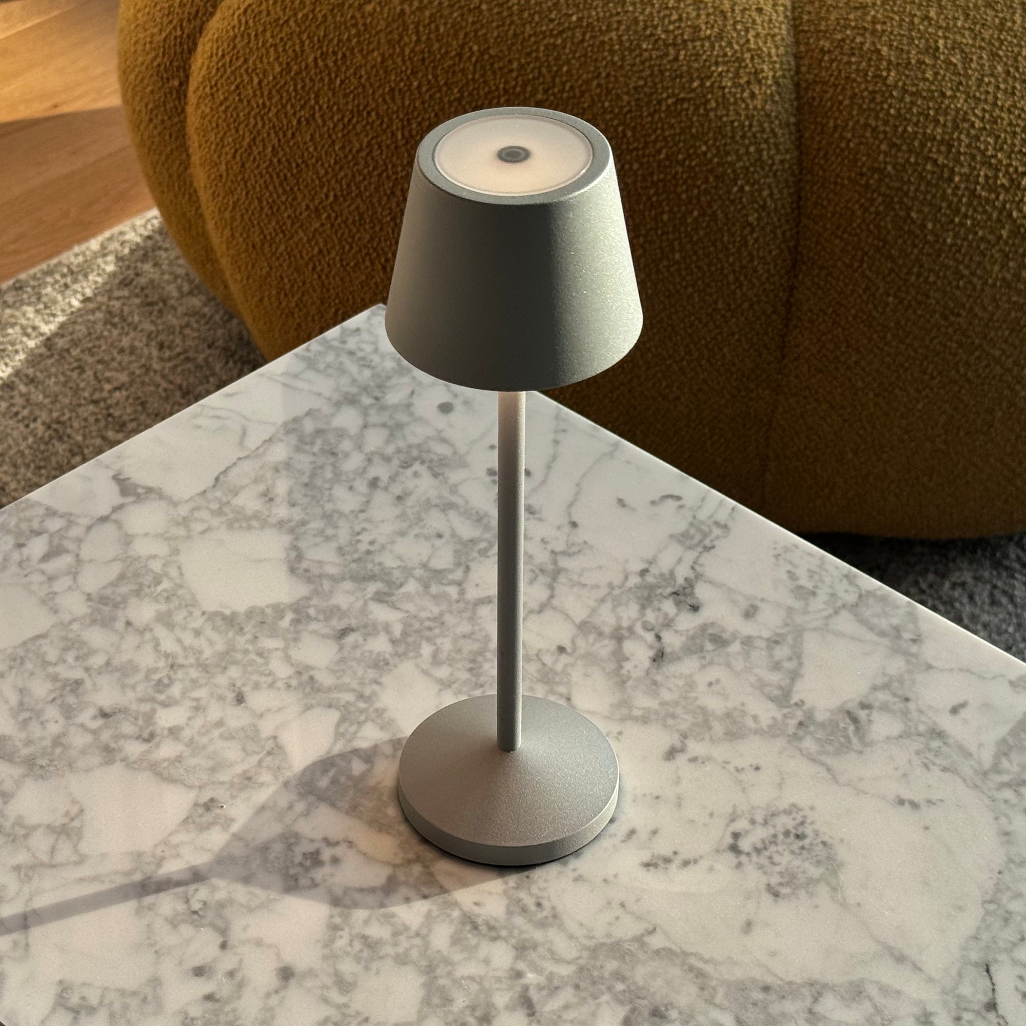 Red Deco Emily Grey lot 9 lampes de table sans fil LED H25cm