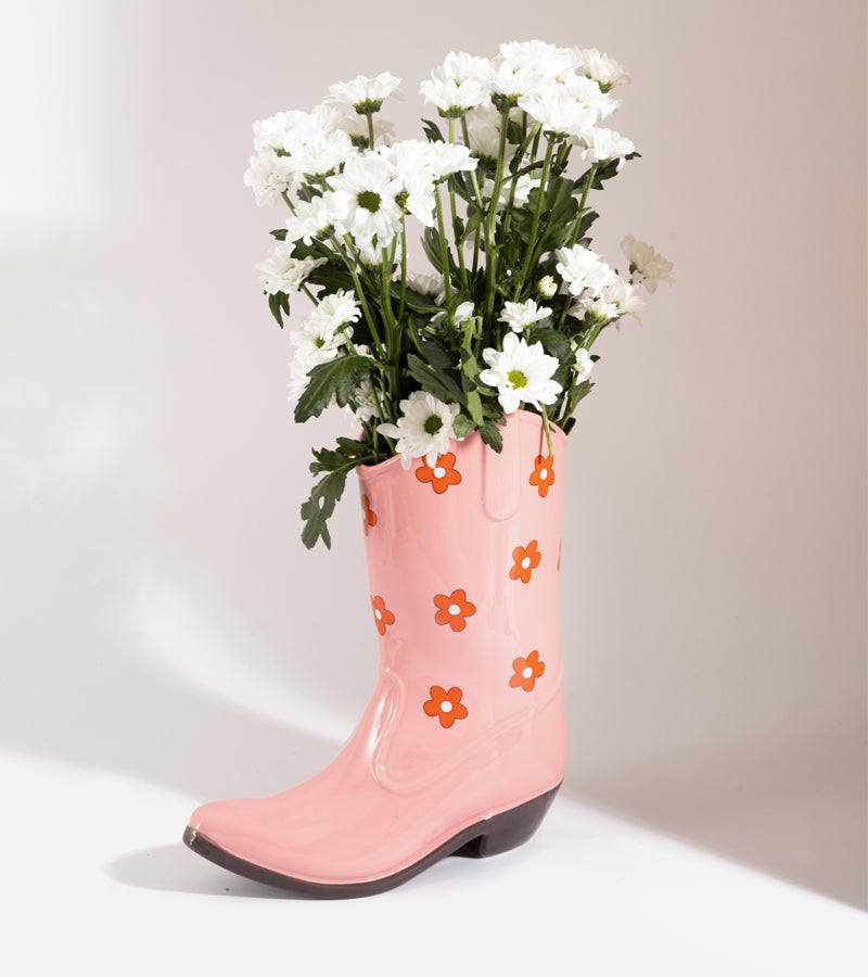 L'avant gardiste vase boots cowboy botte rose