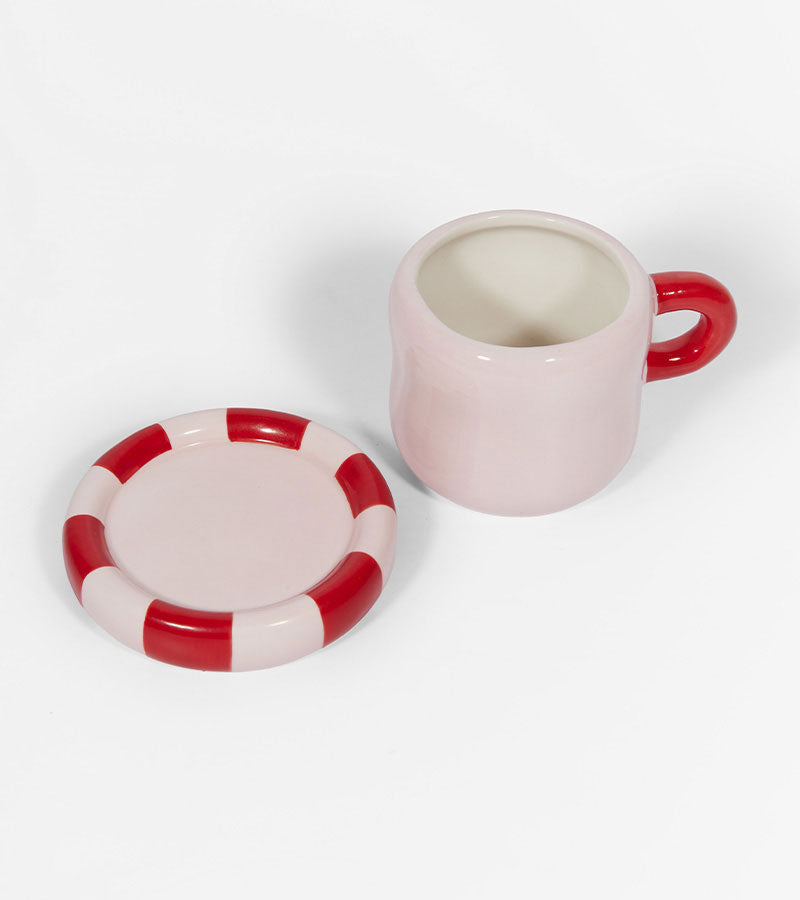L'avant gardiste Vaisselle & Table Fun tasse Love rose rouge avec soucoupe
