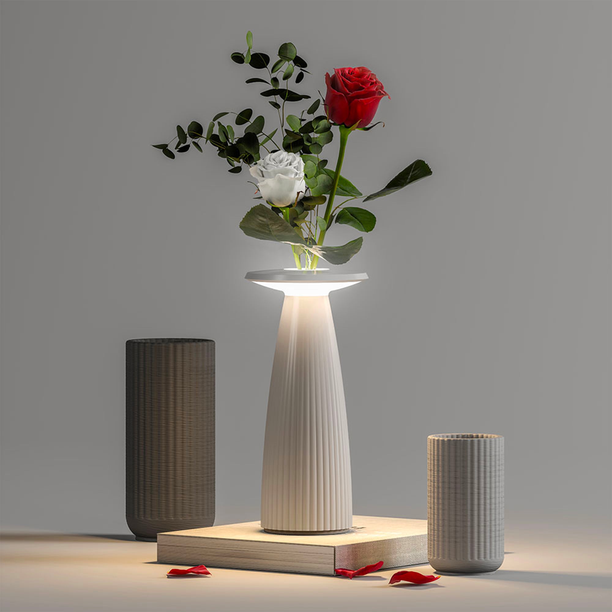 Red Deco Flora Mini White lampe vase LED dimmable H20cm