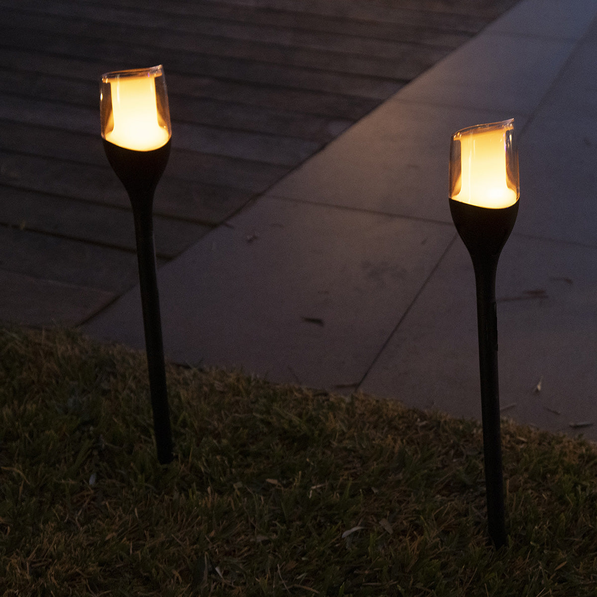 Red Deco Farely H64,5 cm lot 4 torches solaires flamme