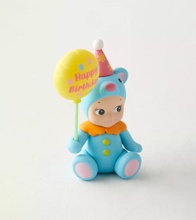 L'avant gardiste Sonny Angel Birthday Bear figurine blind box