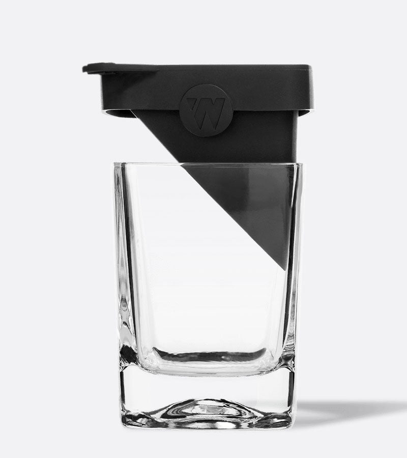L'avant gardiste Whisky Wedge verre à whisky refroidisseur