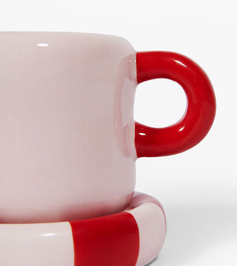 L'avant gardiste Vaisselle & Table Fun tasse Love rose rouge avec soucoupe