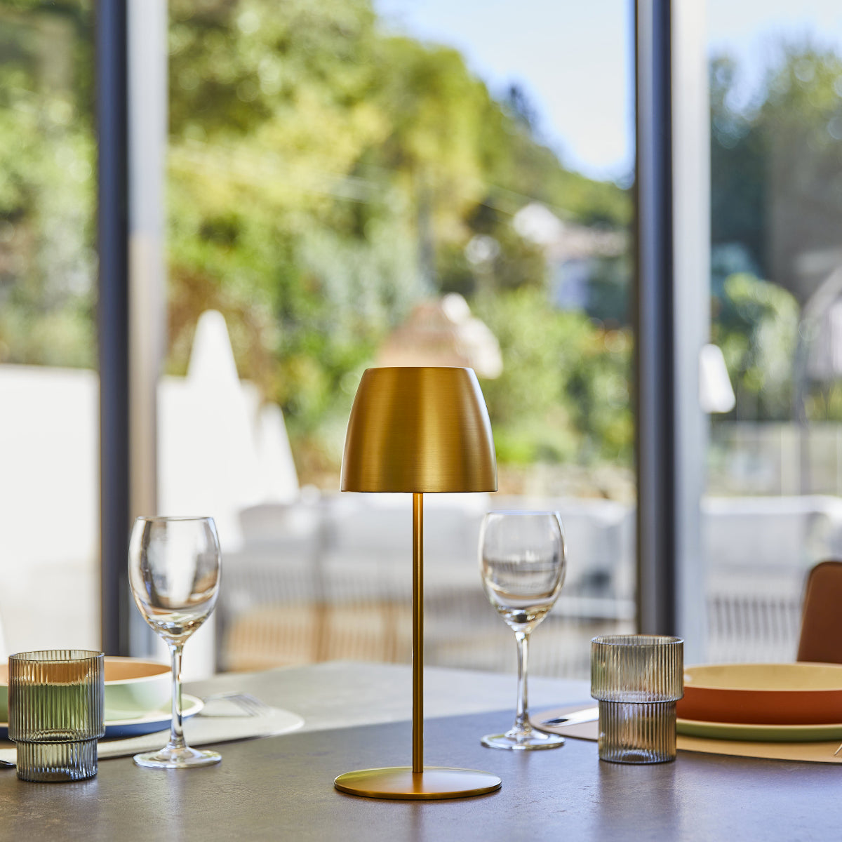 Red Deco Orlum lampe de table sans fil dorée H30cm blanc chaud