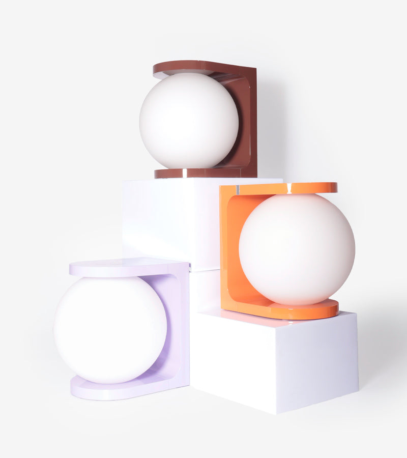 L'avant gardiste PLAT Max lampe orange design