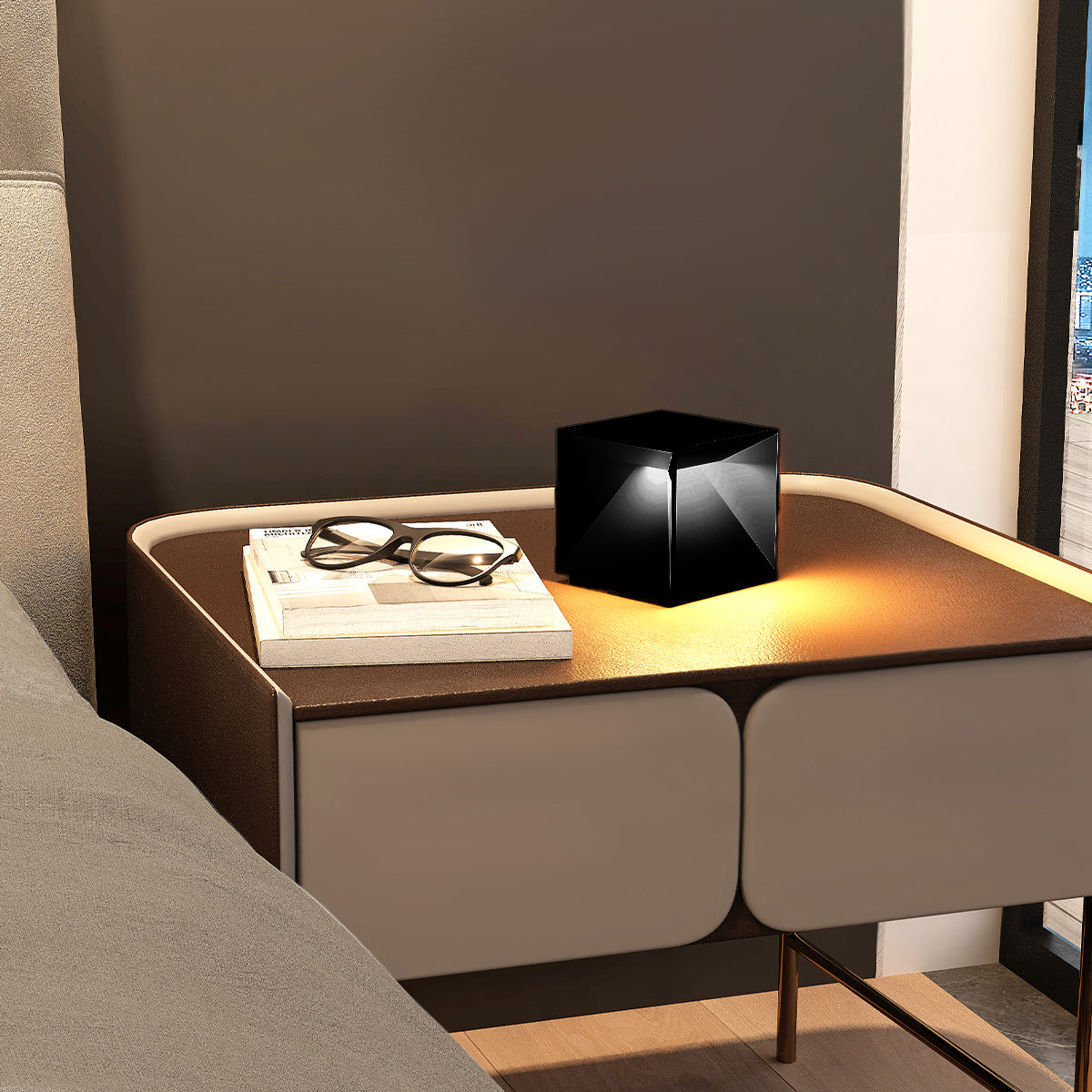 Red Deco CUBOX MINI BLACK lampe de table sans fil alu noir H8cm