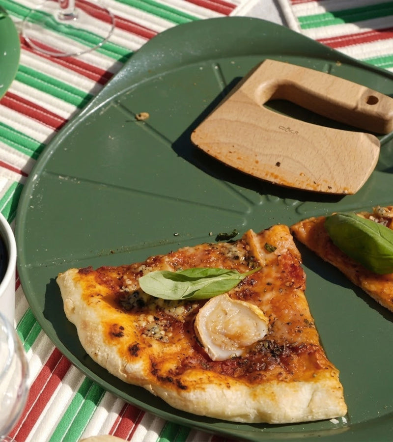 L'avant gardiste Le Formidable plat à pizza fougère