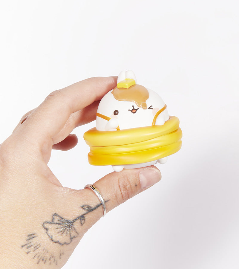 L'avant gardiste Molang Yummies figurine blind box surprise