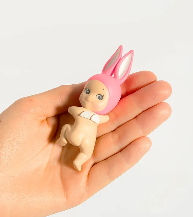 L'avant gardiste Sonny Angel Hippers Looking Back figurine blind box