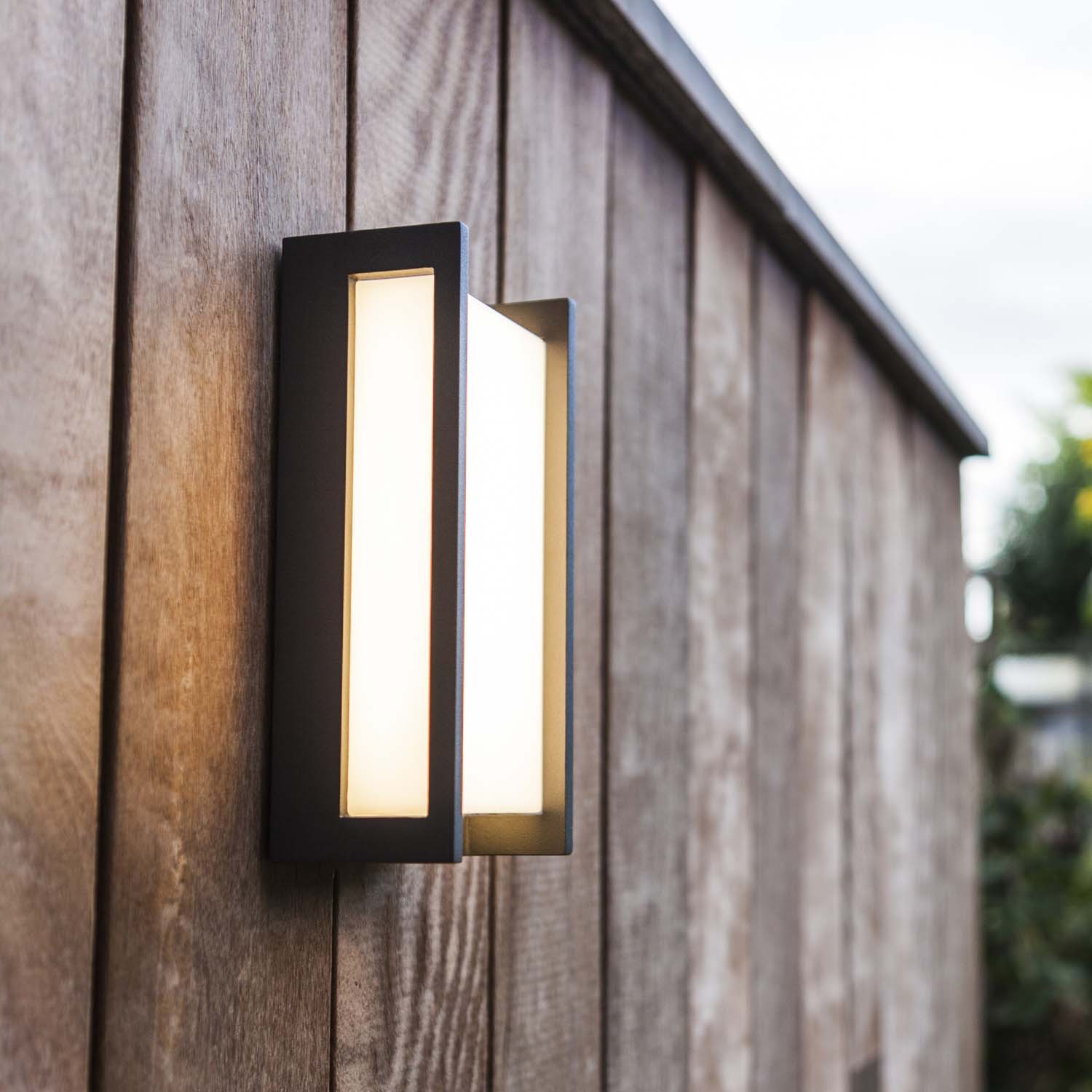 Red Deco Qubo Grey H22cm applique murale extérieur LED