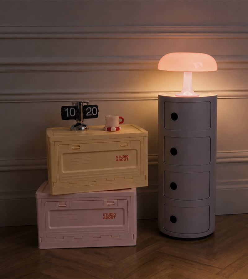 L'avant gardiste Nessino Rose lampe champignon rose édition Artemide