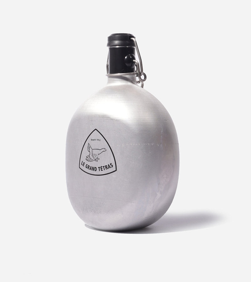 L'avant gardiste Outdoor Gourde ovale métal vintage