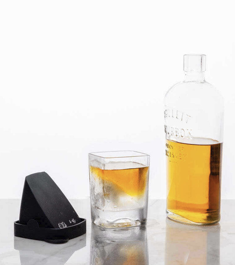 L'avant gardiste Whisky Wedge verre à whisky refroidisseur