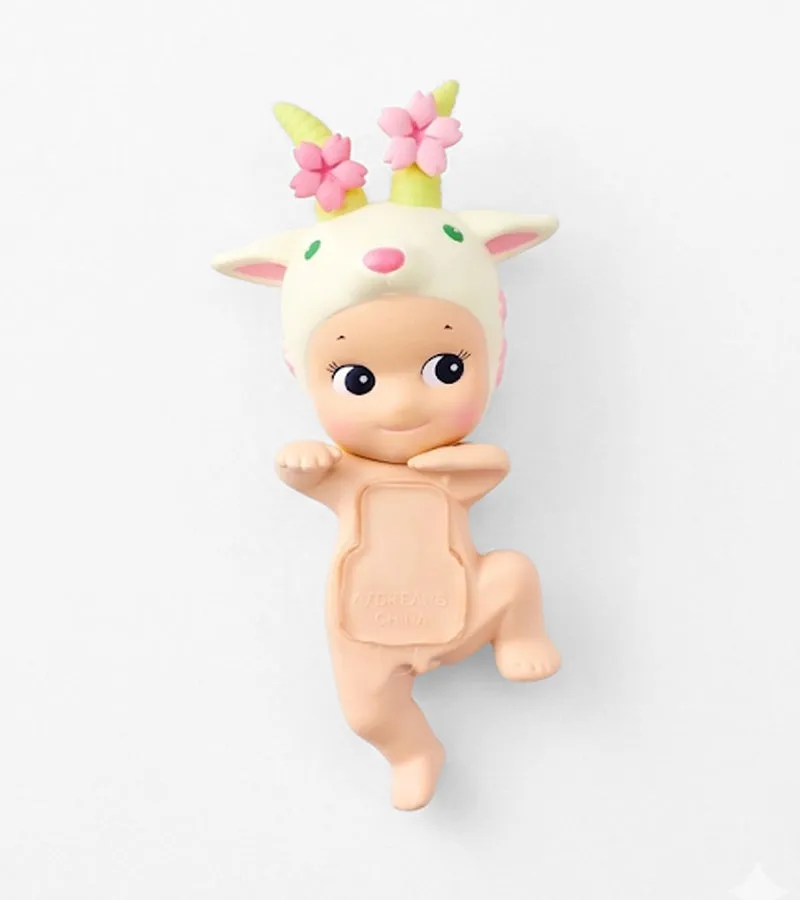 L'avant gardiste Sonny Angel Hippers Cherry Blossom figurine mini
