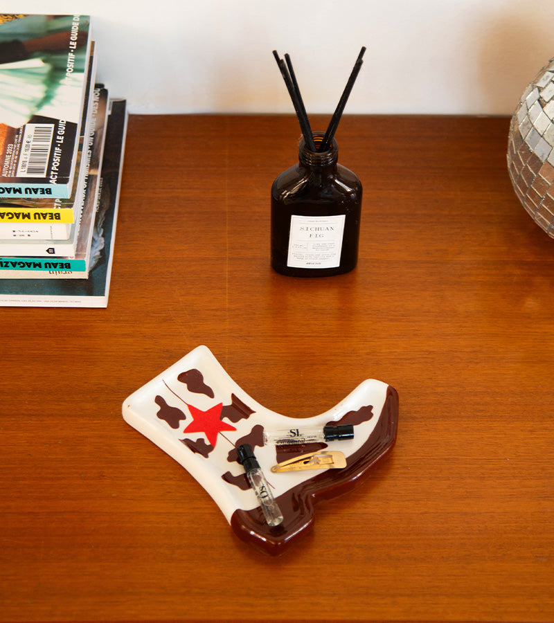 L'avant gardiste santiag vache vide-poche entrée céramique